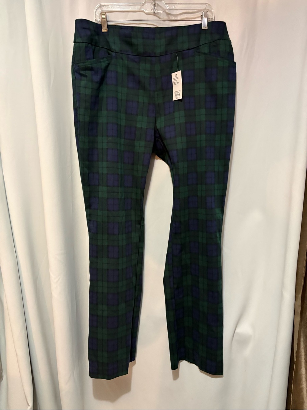 croft & barrow Green and Navy Plaid Stretch Pull-On Pants
